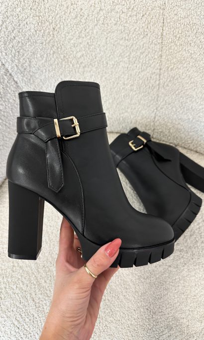Liya heels black