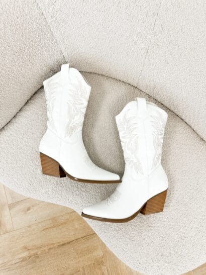 Alternative view of Olivi boots wit