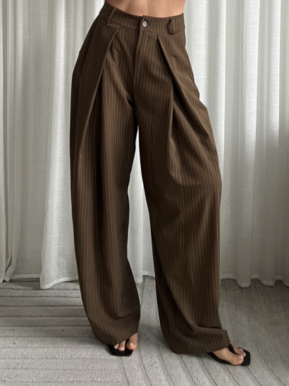 Alternative view of pre order Roxe pantalon gestreept bruin