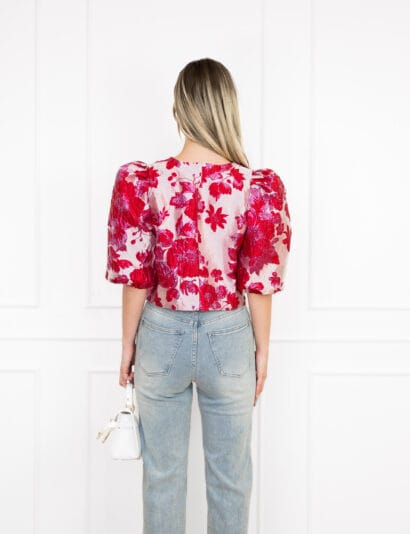 Sharlene top rood met roze jacquard bloemenprint