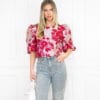 Sharlene top rood met roze jacquard bloemenprint