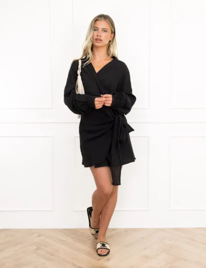 Chemay jurk zwart linnen overslag voor zomerse dagen.