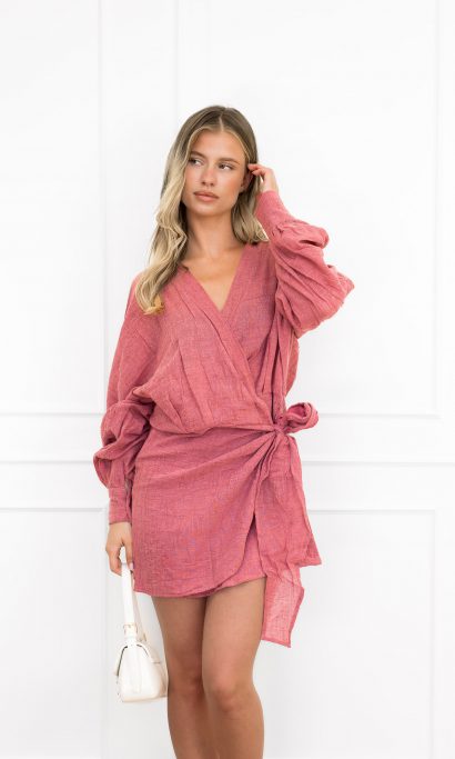 Chemay jurk roze linnen overslag voor zomerse dagen.