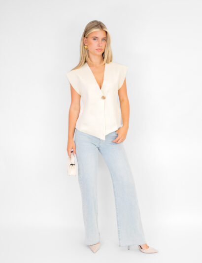 Alternative view of Myla top beige