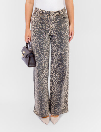 Alternative view of Liena panter dad fit jeans